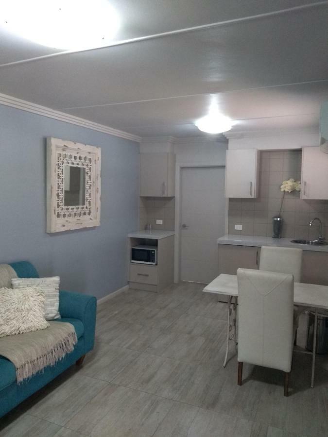 Kindred Studio Apartments Leeton Exterior photo
